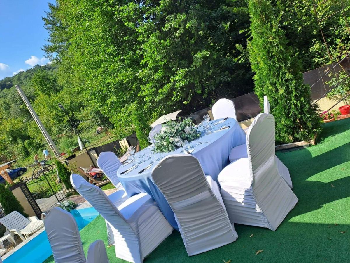 Casa de vacanță EMD Ieşelniţa Exterior foto