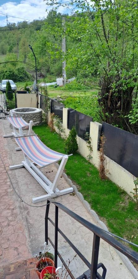Casa de vacanță EMD Ieşelniţa Exterior foto